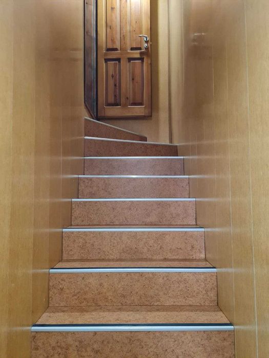 Продам 3-х пов. цегляний БУДИНОК в с. ВІЛЬНІЙ ТЕРЕШКІВЦІ.  137000