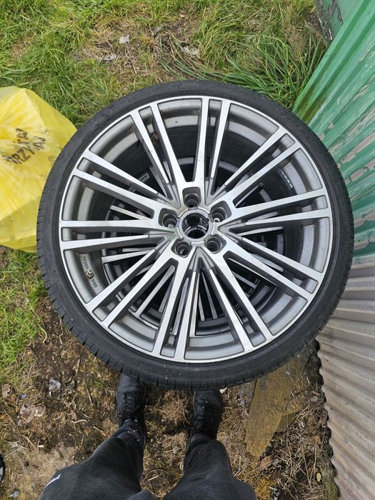 Alufelgi 20 cali 265/30/20 ET 33 z oponami 5x112