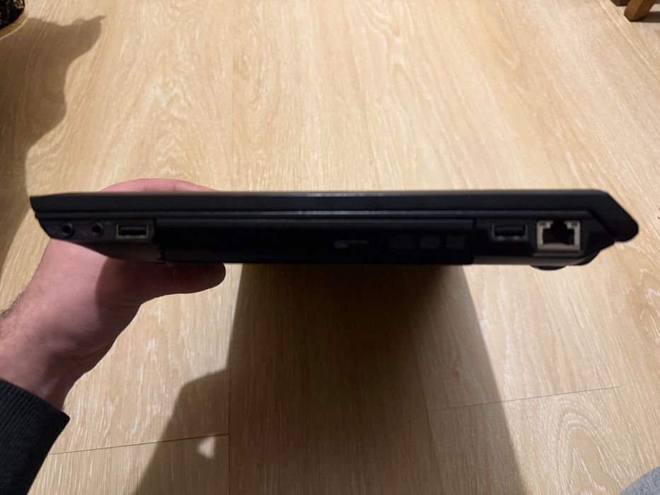 Ноутбук Lenovo B575e