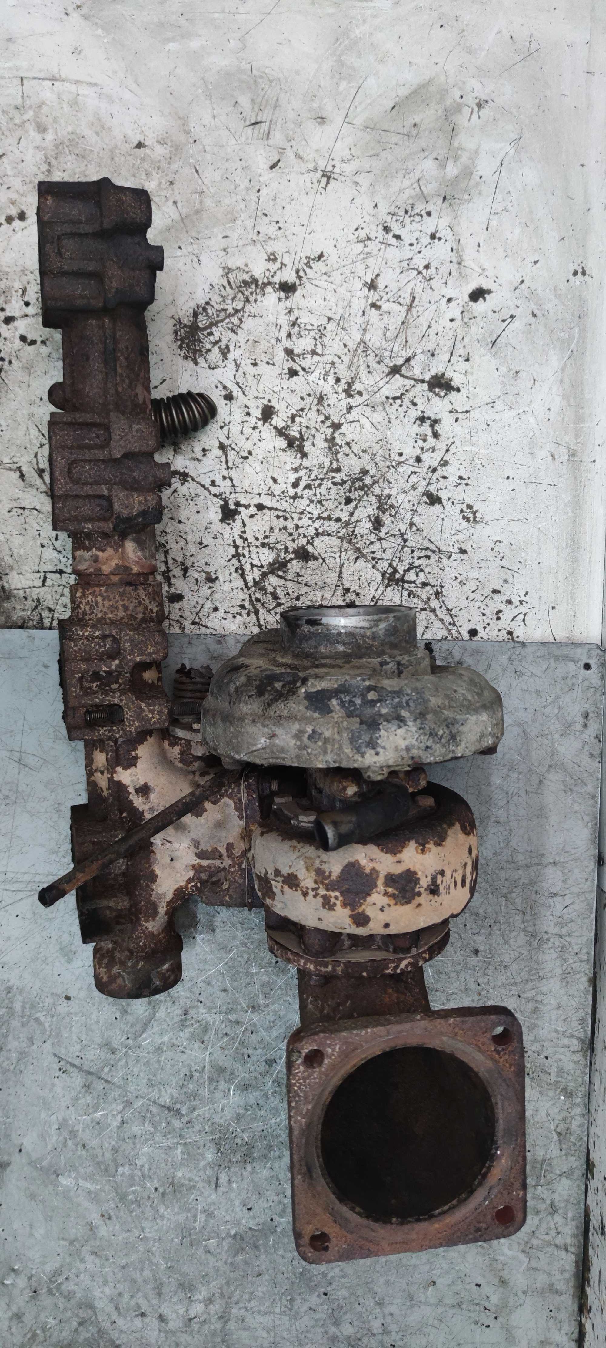 MAN TGA 18.390 Turbina Turbo Turbosprężarka Kolektor Ssący