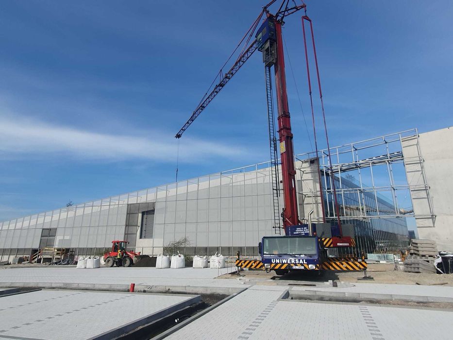 Wynajem żurawi wieżowych 40 metrów, dźwigi wieżowe mobilne