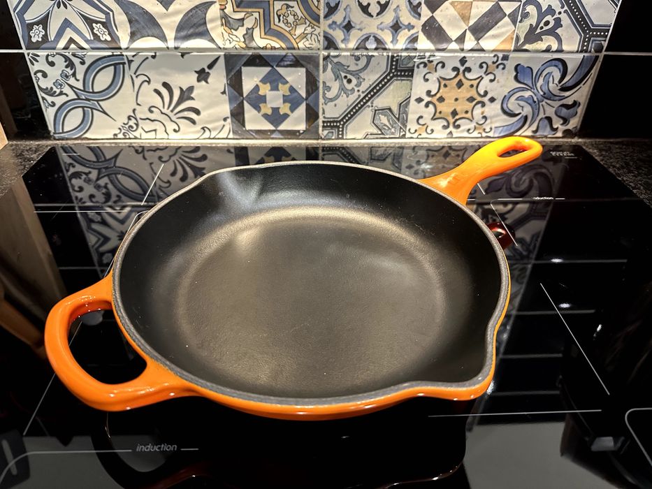 2 patelnie żeliwne Le Creuset mała i duża