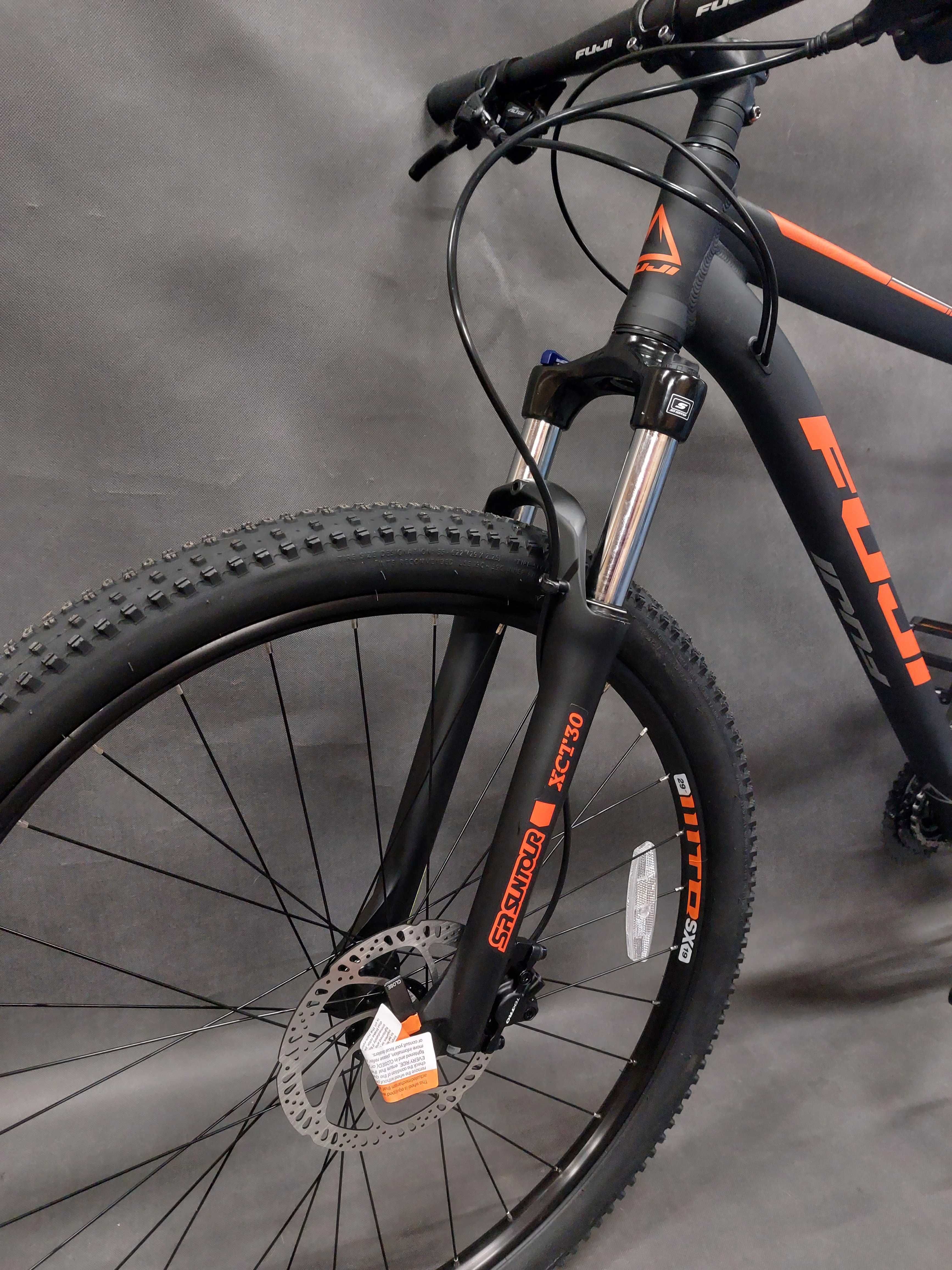 NOWY rower Fuji Nevada 3.0_MTB_29"_Hydraulika_Shimano_Tektro