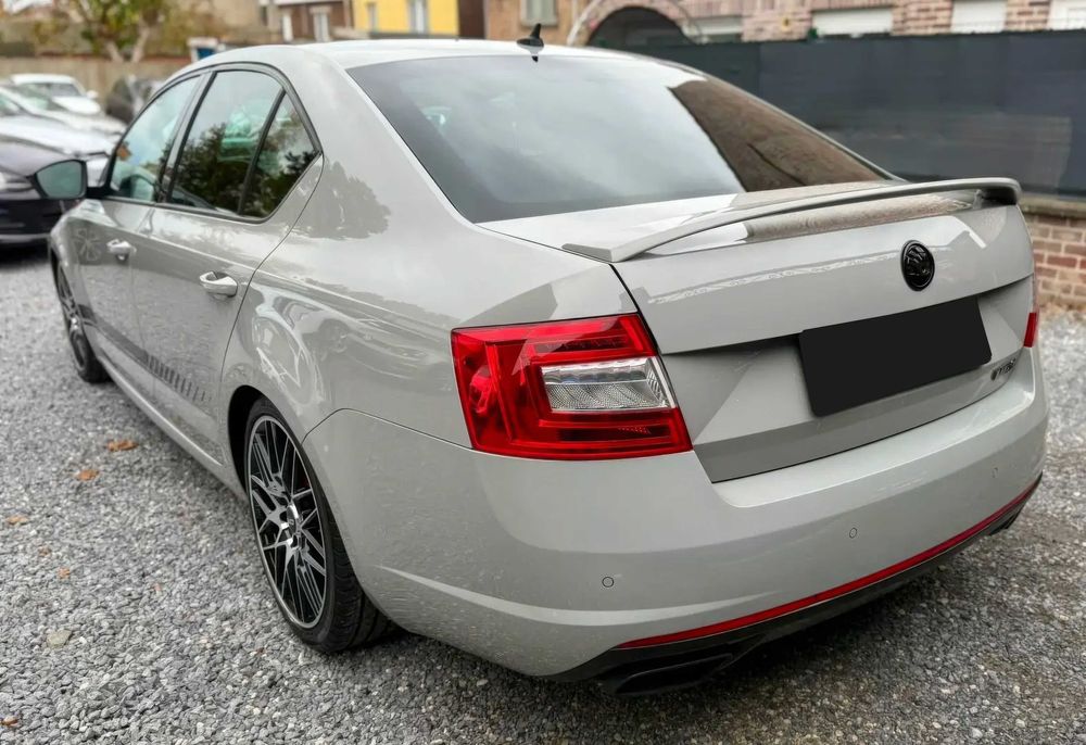 Skoda Octavia RS      2016
