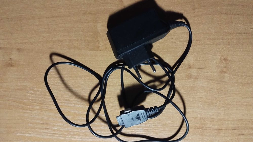 зарядное устройство для мобильных Samsung LG