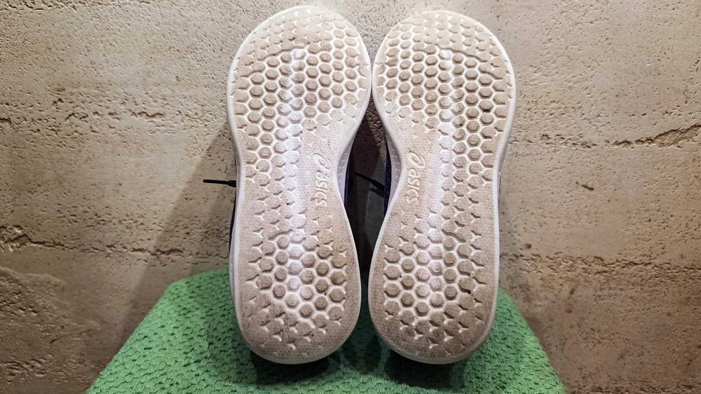 Damskie buty do biegania ASICS FUZETORA TWIST r.39,5 stan idealny