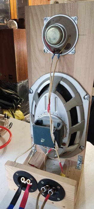 Продаются колонки полочные открытого типа