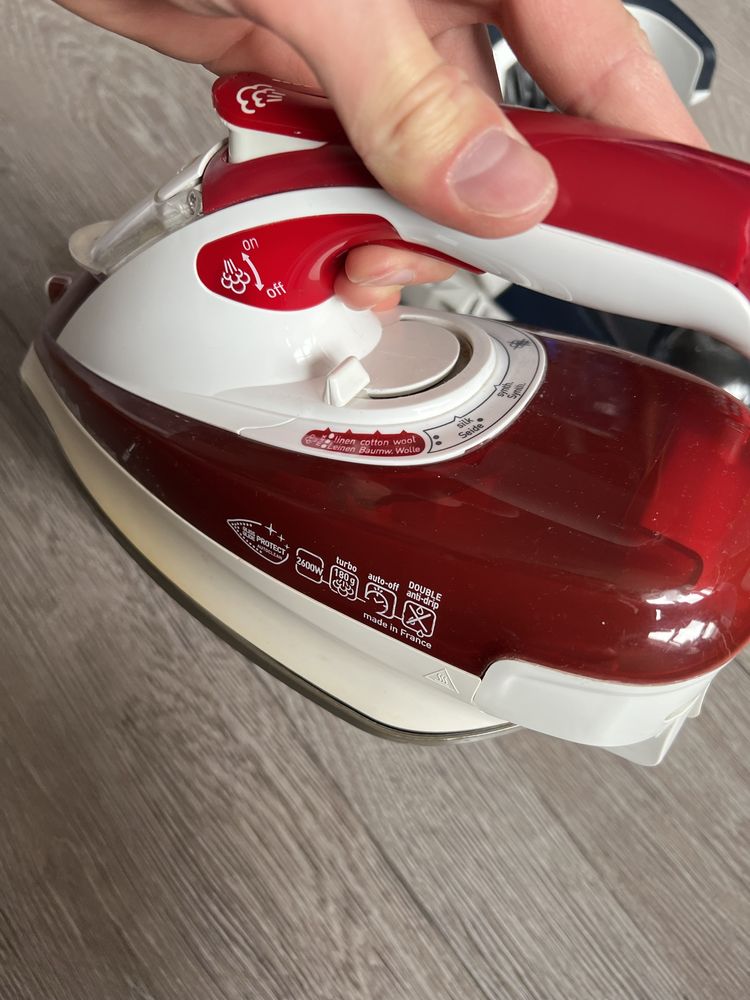 утюг паровой праска тефаль Tefal