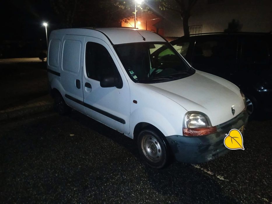 Carrinha kangoo 1.9D com alguns afazeres