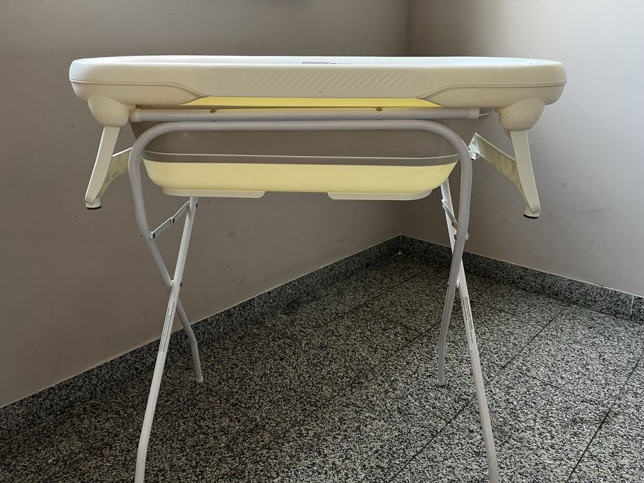 Pimabobo lux, wanienka ze stelazem