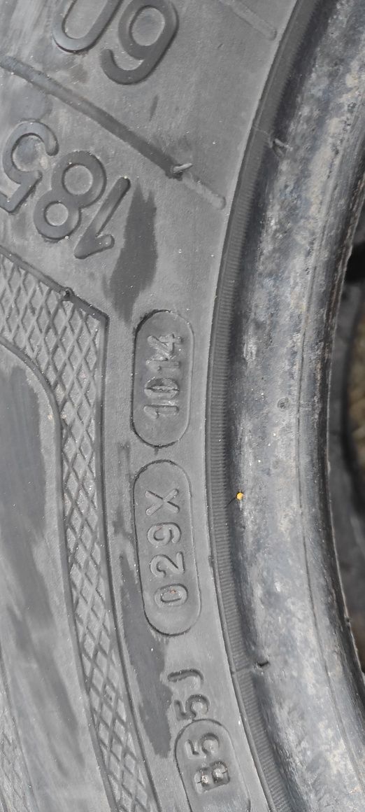 Opony zimowe z 2014r 7mm 185/60/15 Kleber N6