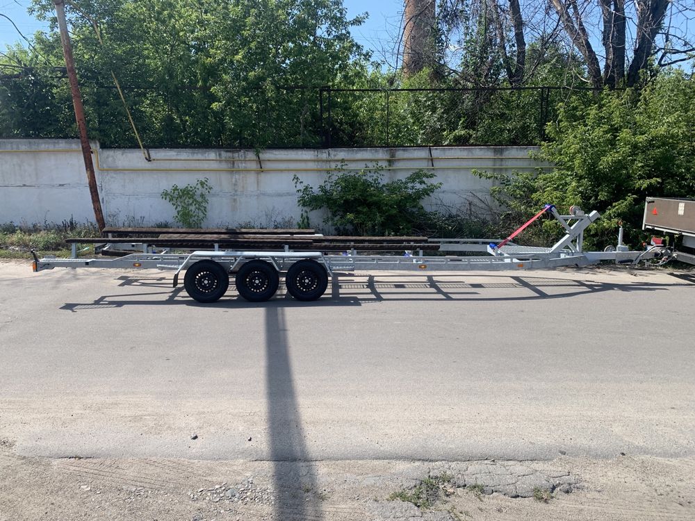 Прицеп под катер 3-5тонн Poficep