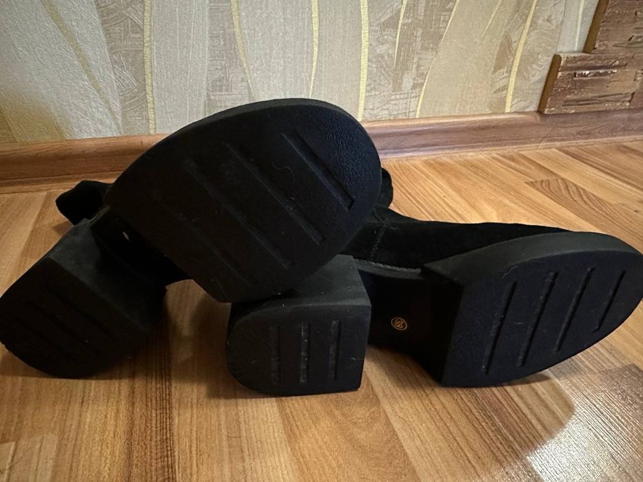 чоботи-чулки жіночі з натуральної замші