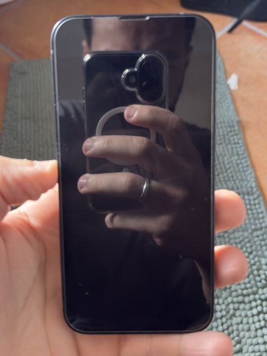 Iphone 13 com poucas marcas de uso