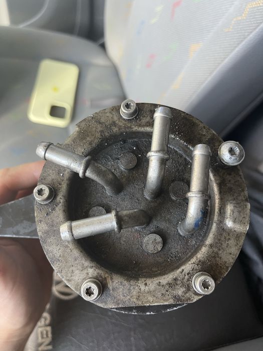 Паливний фільтр, Корпус фільтра фольксваген