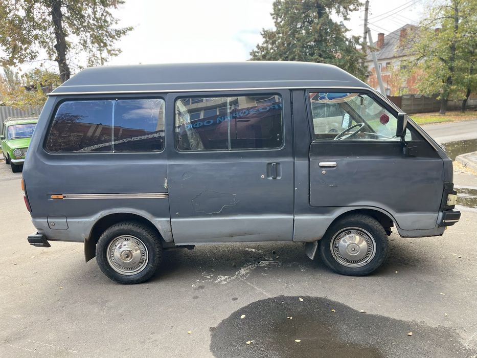 Nissan venettе газ бензин