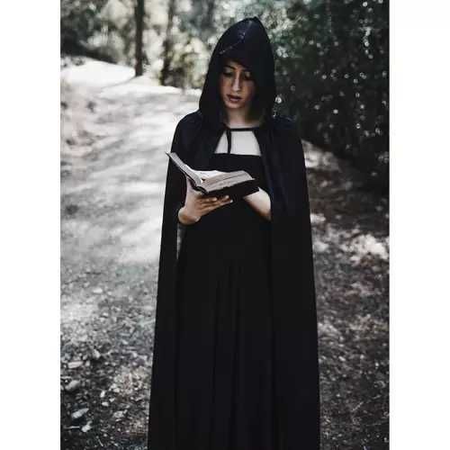 Peleryna z kapturem Malate HALLOWEN czarodziej magik andrzejki