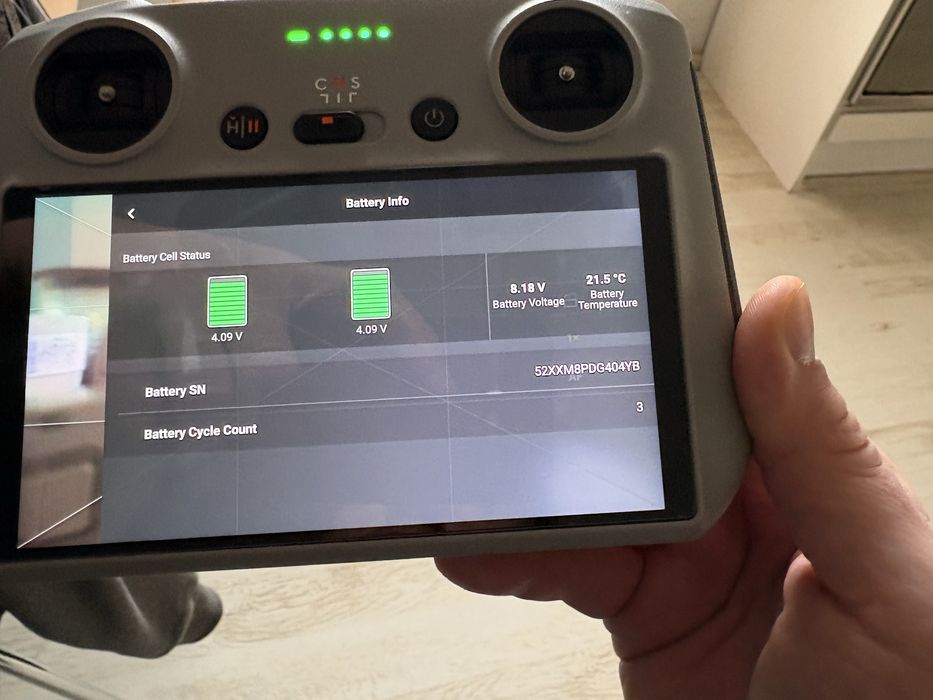 SUPER STAN DJI Mini 3 komplet + dodatkowa bateria + torba