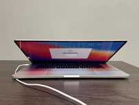 Apple MacBook Pro 16” 2.3GHz, 16GB RAM, 1TB SSD, R5500 4GB uszkodzony
