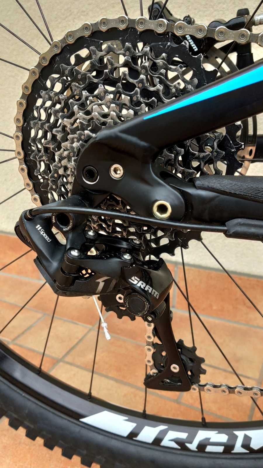 FABRYCZNY Specialized Enduro Elite 650B RS Pike Sram X1 Guide 17999pln