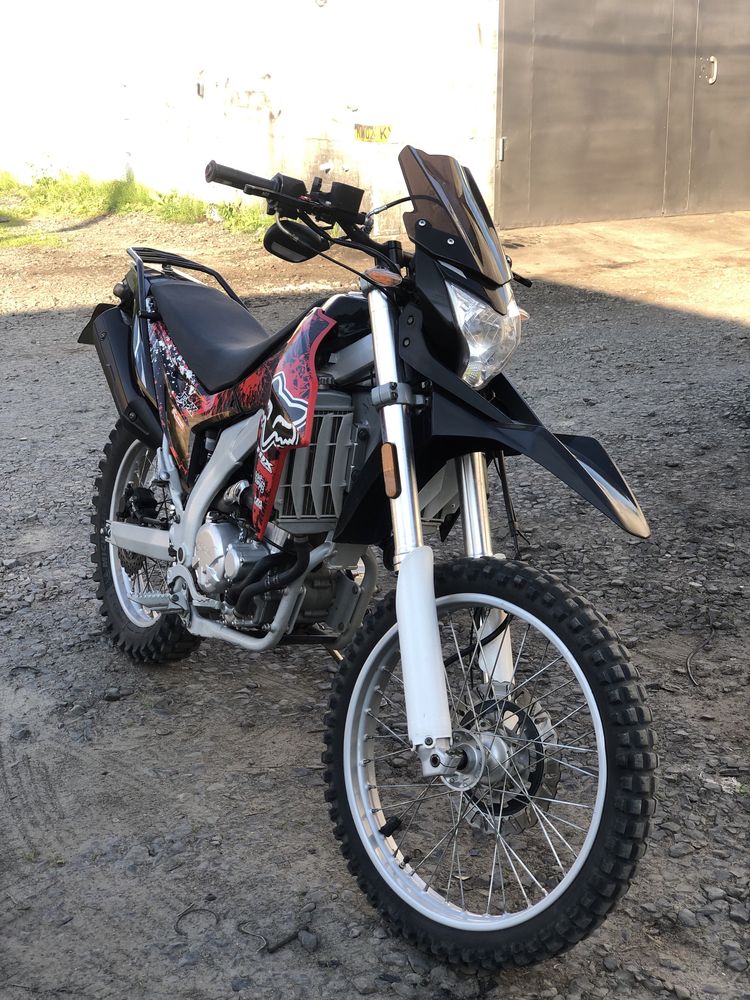 Продам loncin 300 лось крос гарний стан