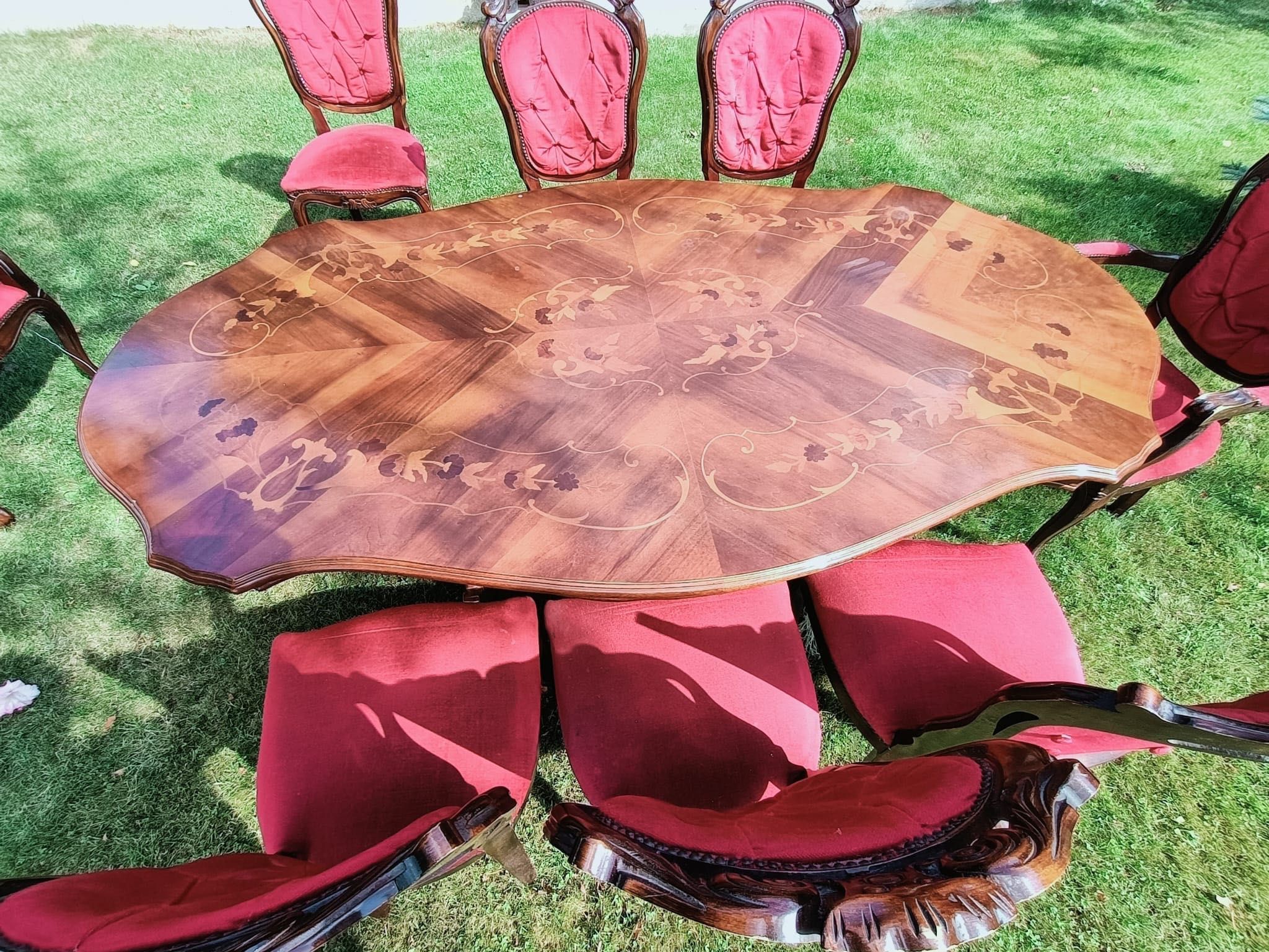 Zestaw Stół + 8 krzeseł