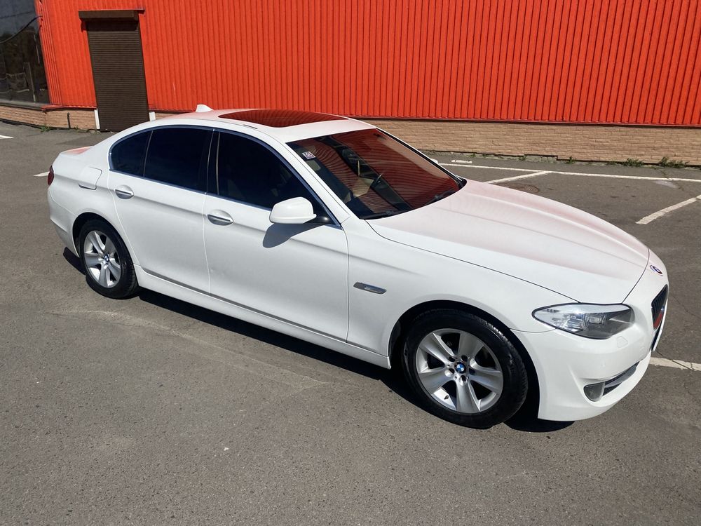 BMW 528 XDRIVE 2013 год