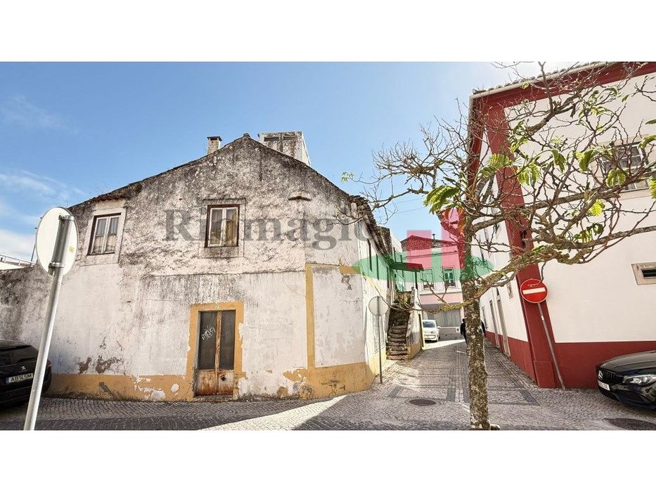 Moradia T3 Rio Maior***RIOMAGIC***