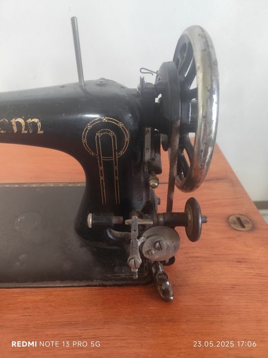 Maszyna do szycia Naumann zabytkowa