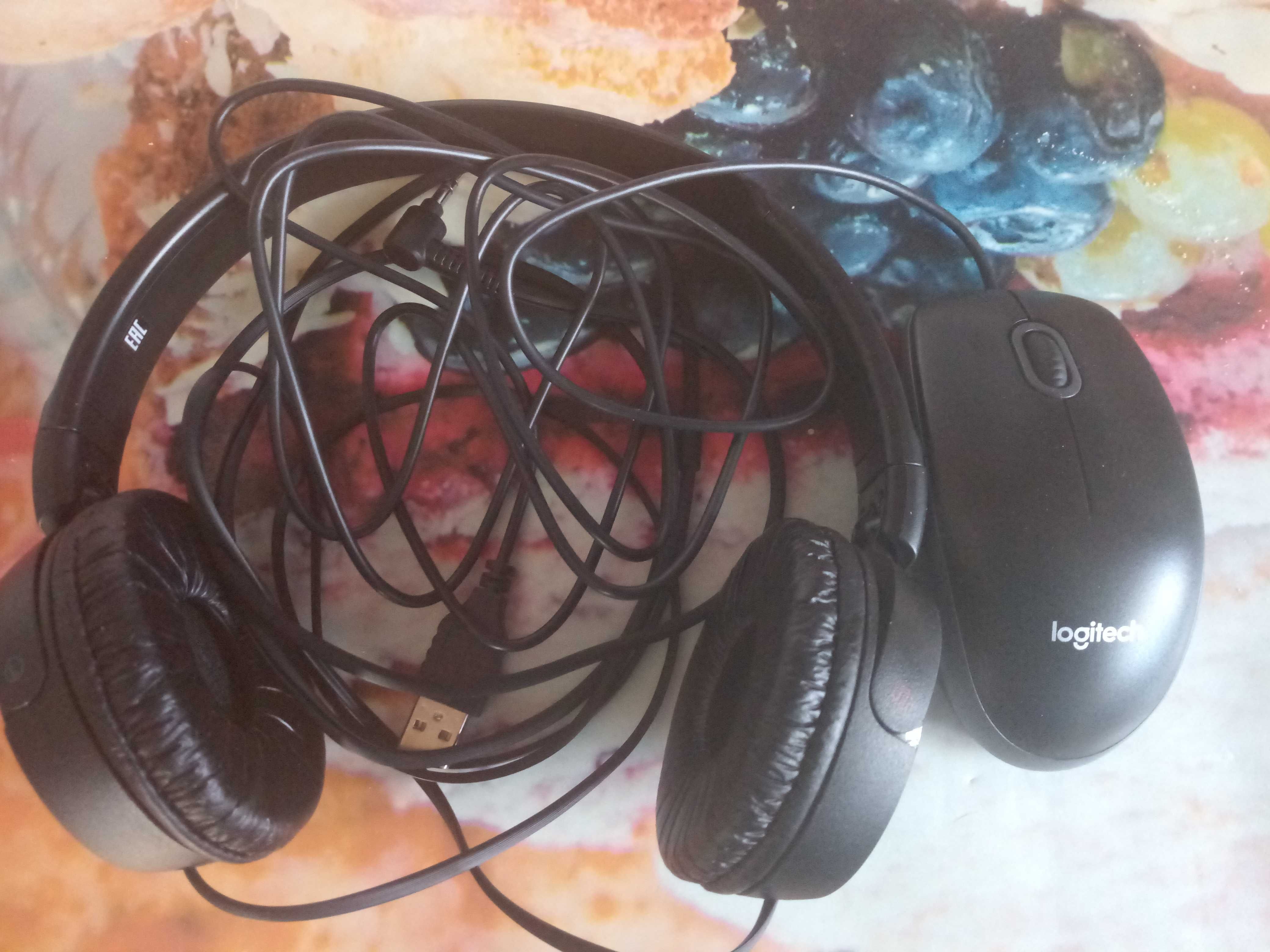 Słuchawki Sony MDR-ZX110B czarne sprawne+ myszka Logitech B100 sprawna