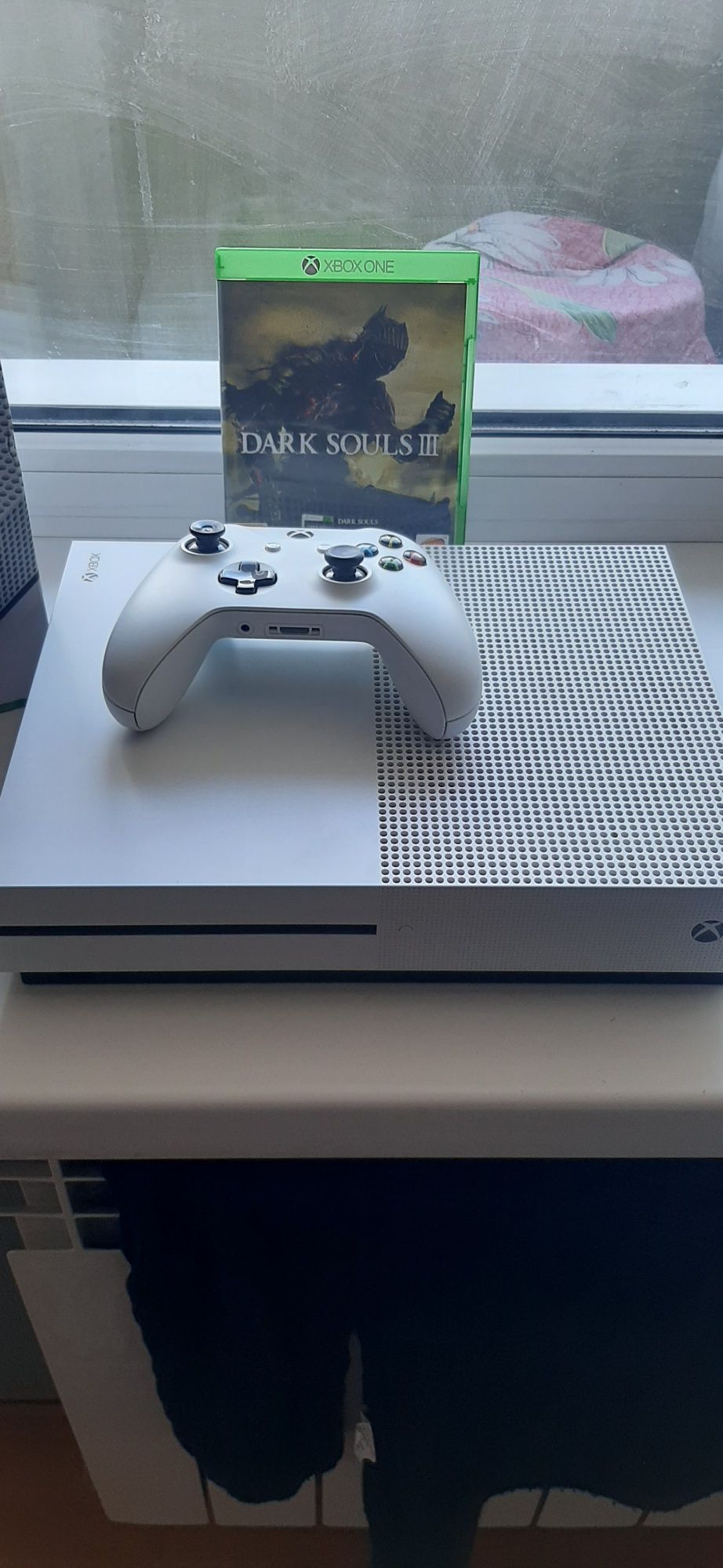 Продам XBOX one s