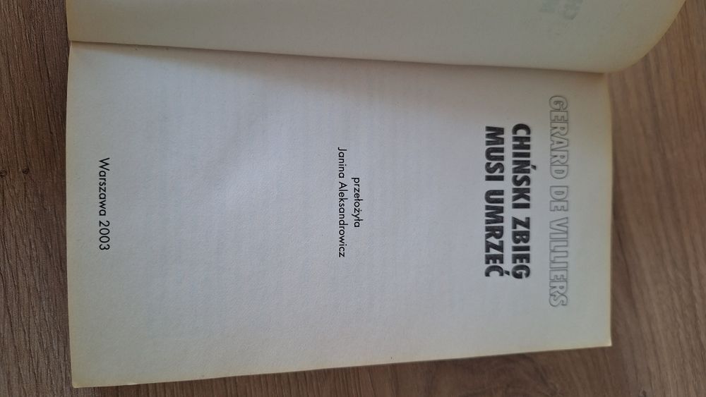 Chiński zbieg musi umrzeć Gerard de Villiers