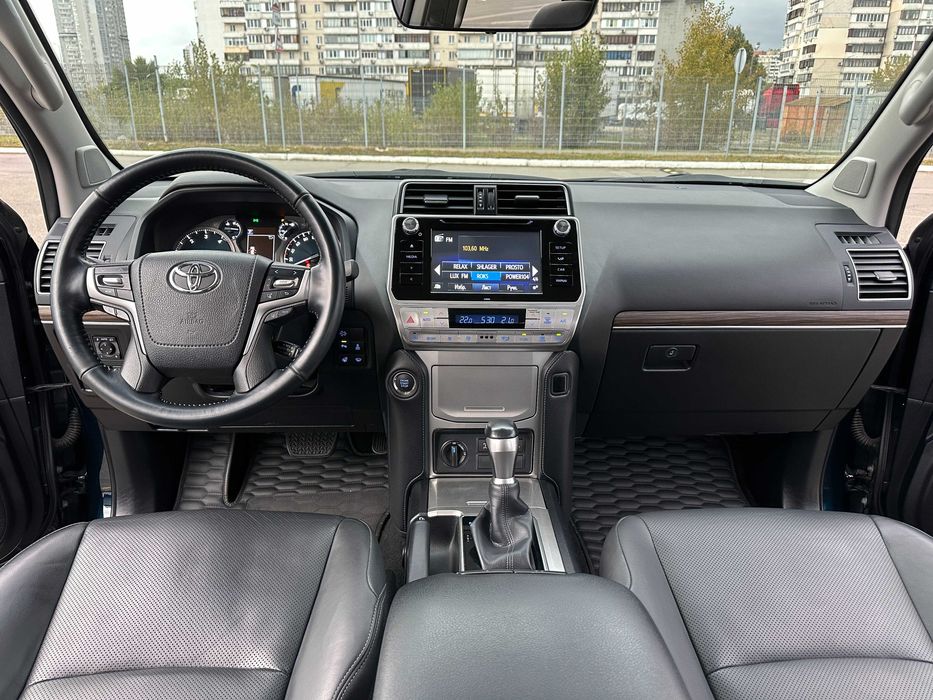 Toyota Land Cruiser Prado 2.8D Prestige