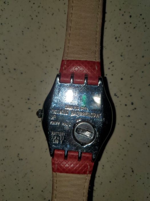 Swatch наручний годинник