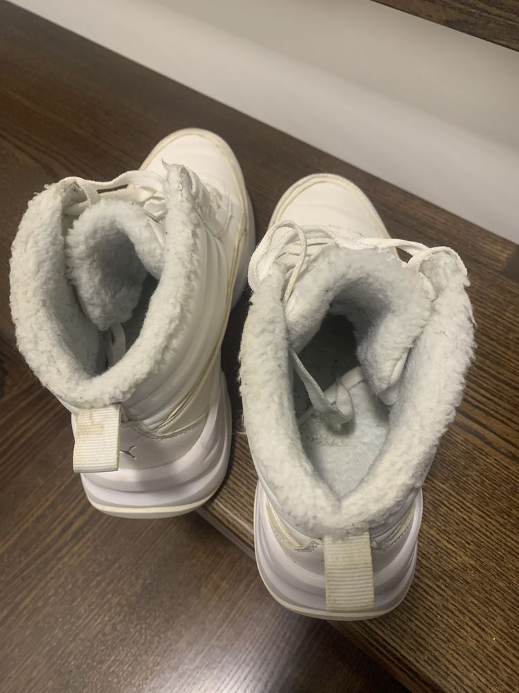 Зимні кросівки Puma Cilia Mid Winter