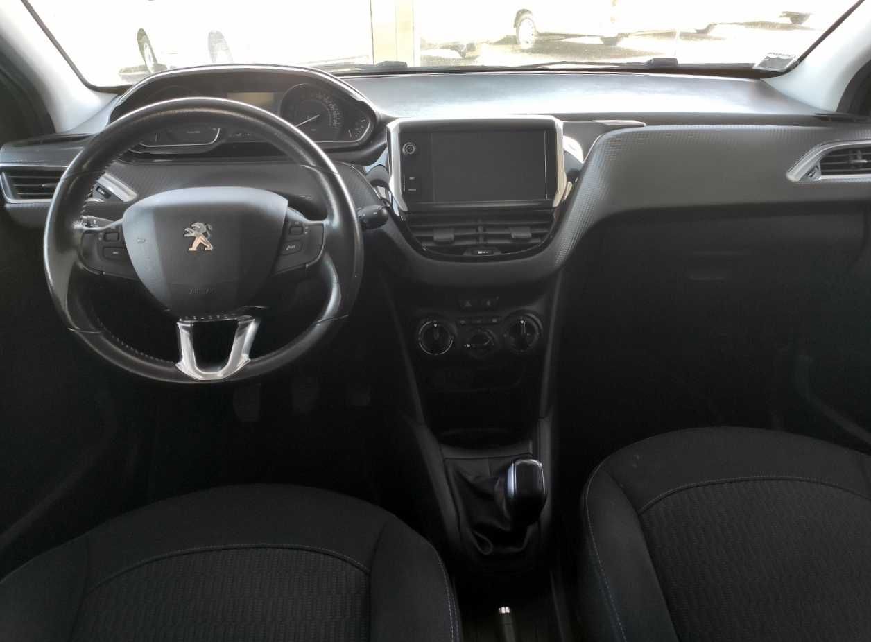 Peugeot 208 1.6HDI Style