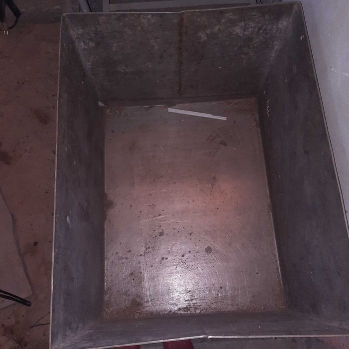 Емкость пищевой нержавейки толщина 5мм.Київська обл.18км.від Київа