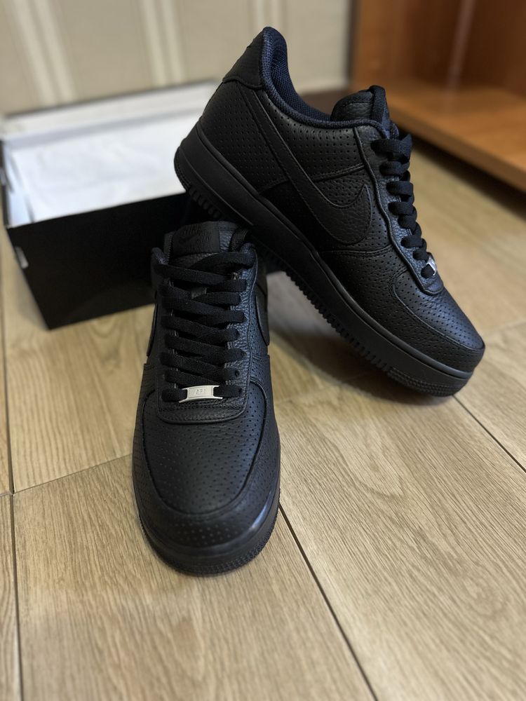 Nike Air Force 1 SP Perforated black - HF8189-001