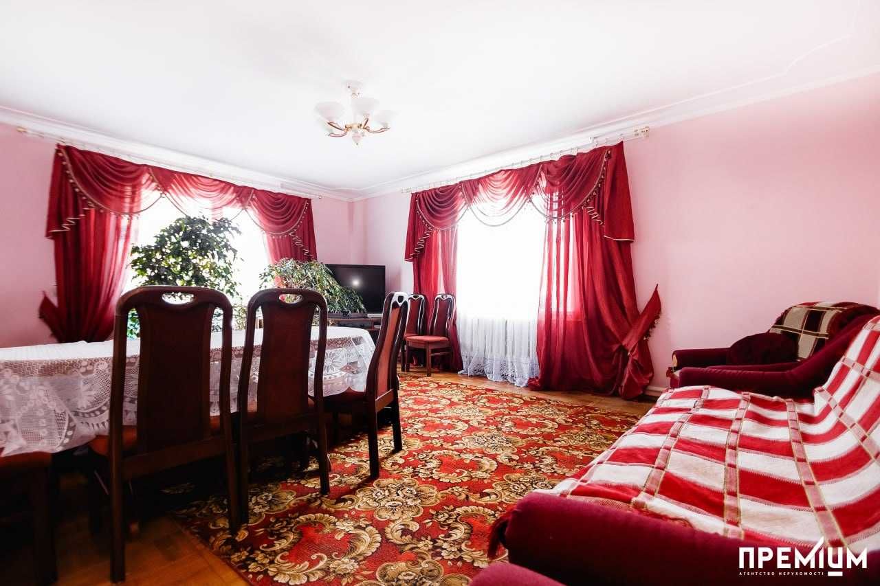 Продаж будинку смт. Гоща