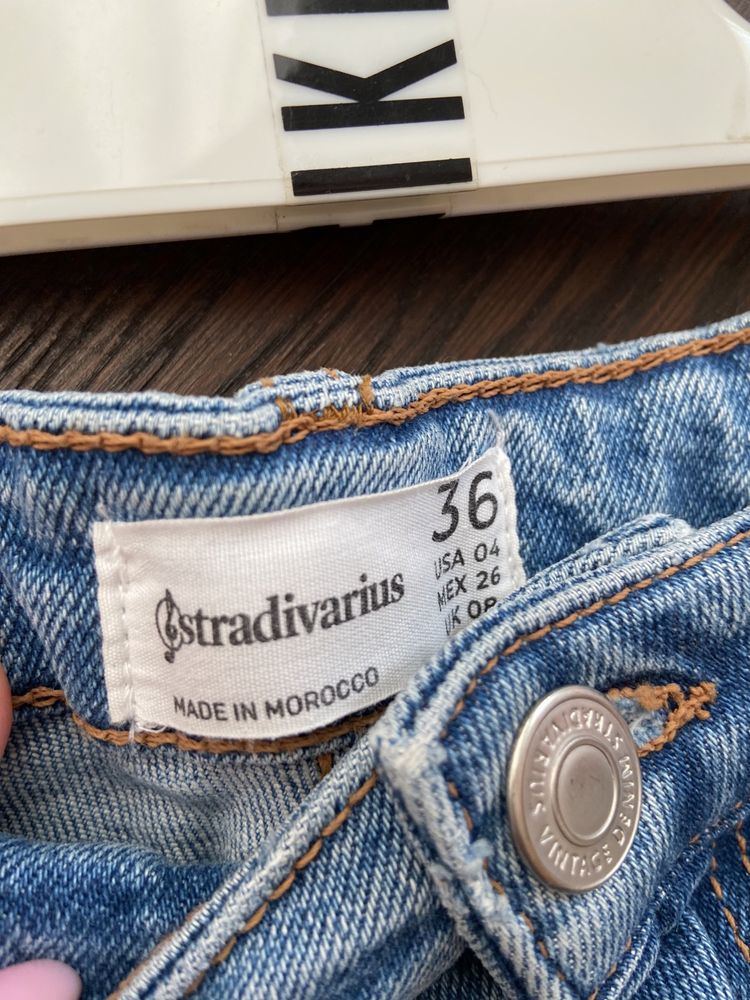 Жіночі джинси stradivarius 36 s-m