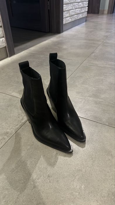 Кощаки MANGO, шкіра