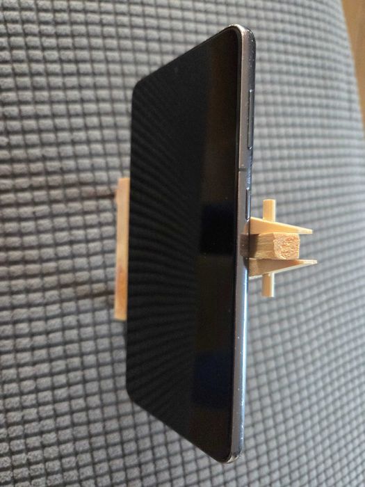 Sprzedam Samsunga S21