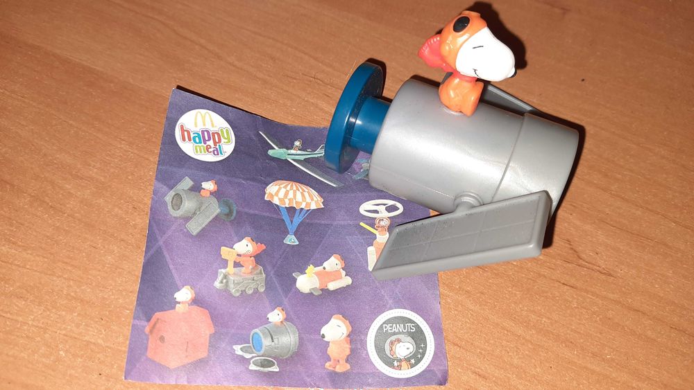 Іграшки з Макдональдс Хепі Мілд