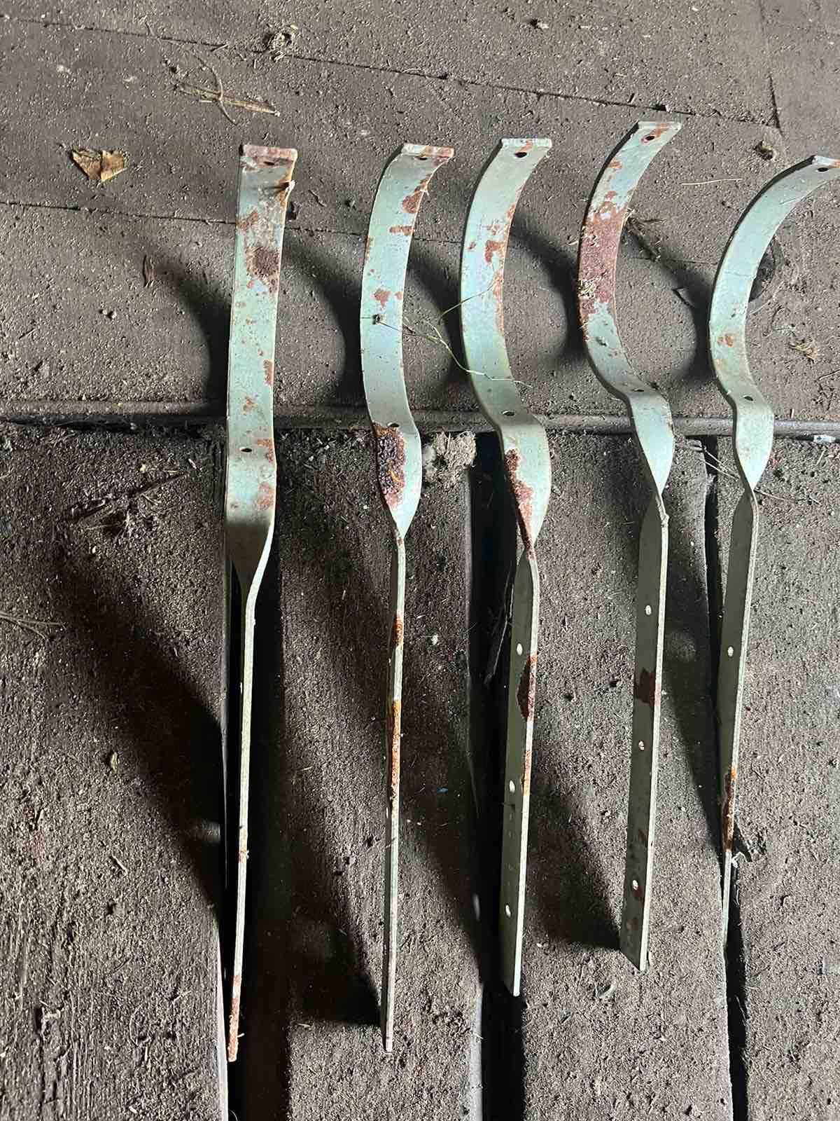 Гаки до ринви 6 шт.