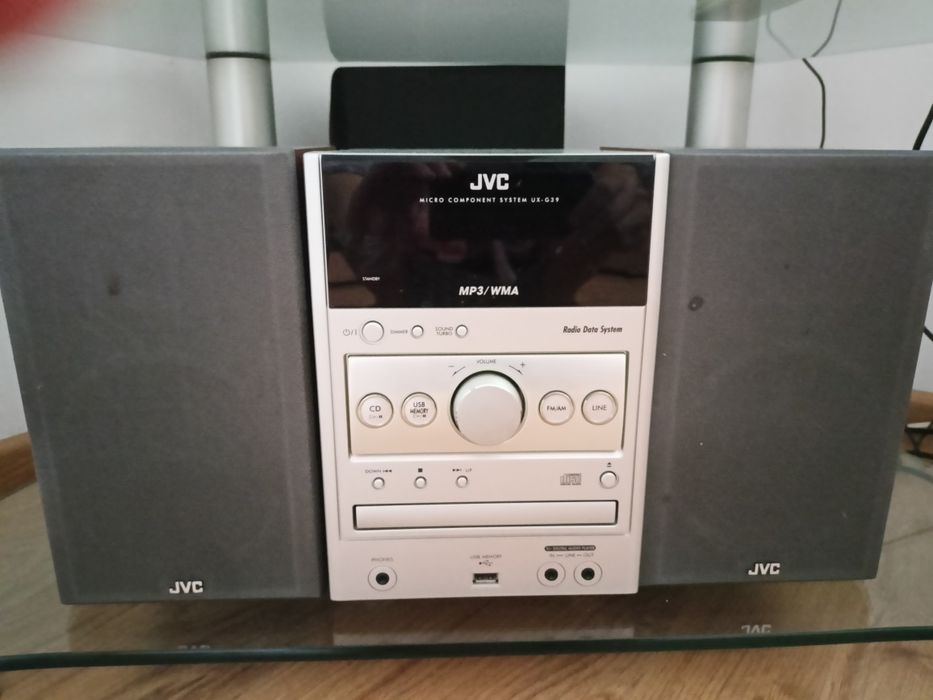 Sprzedam wieże widoczną na zdjęciu