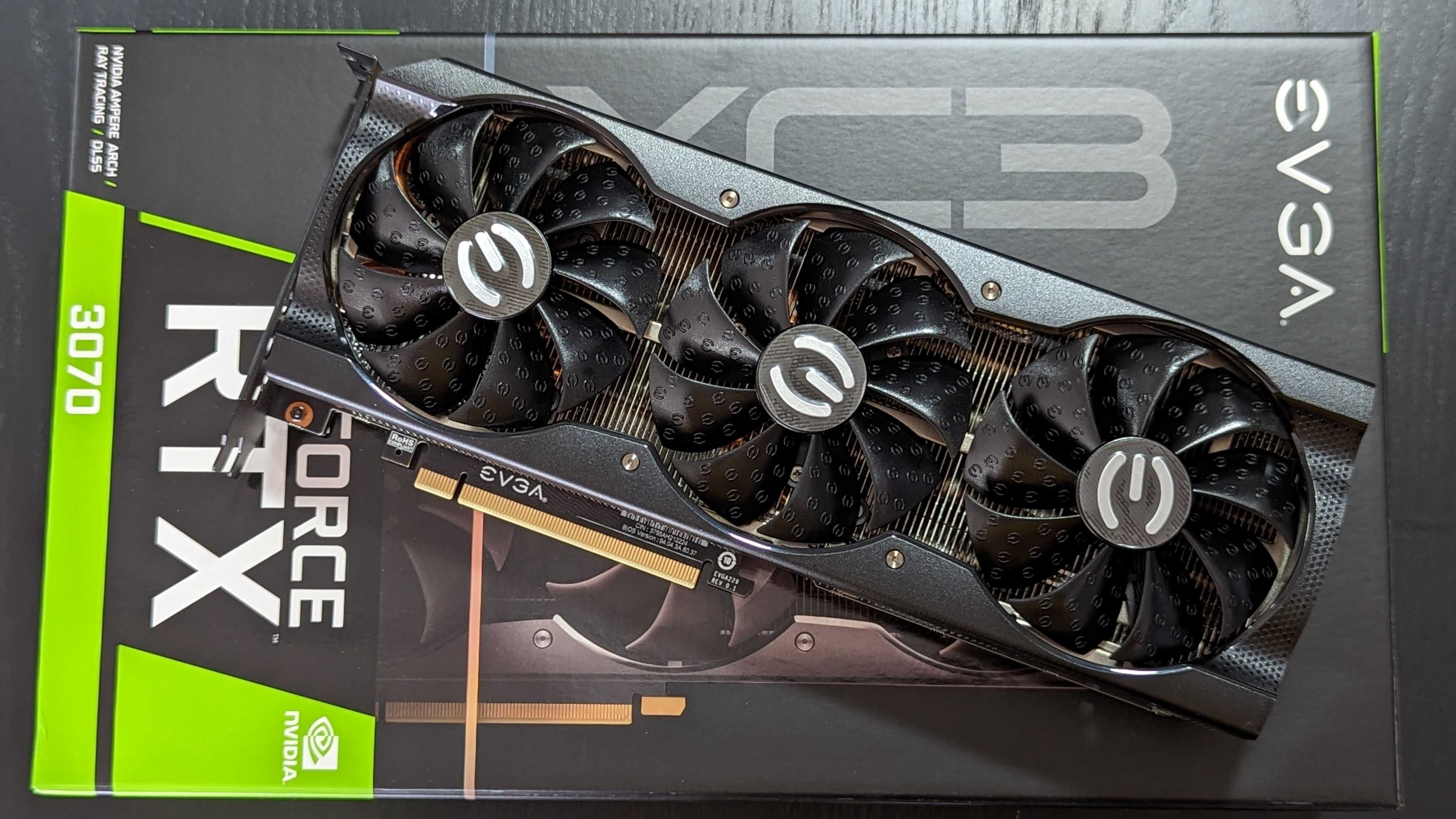 Placa gráfica EVGA RTX 3070 8GB como nova