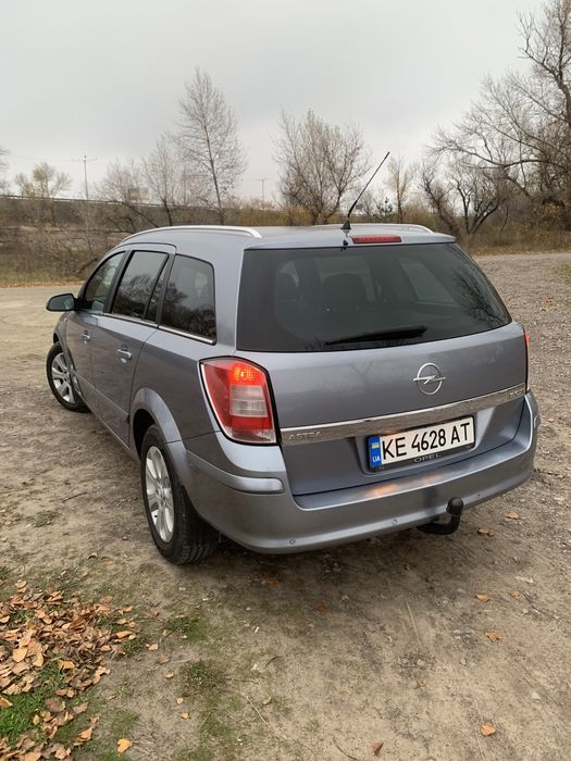 Opel Astra H 2009 1.9d АКПП  COSMO