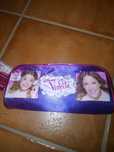 Estojo escolar Violetta novo