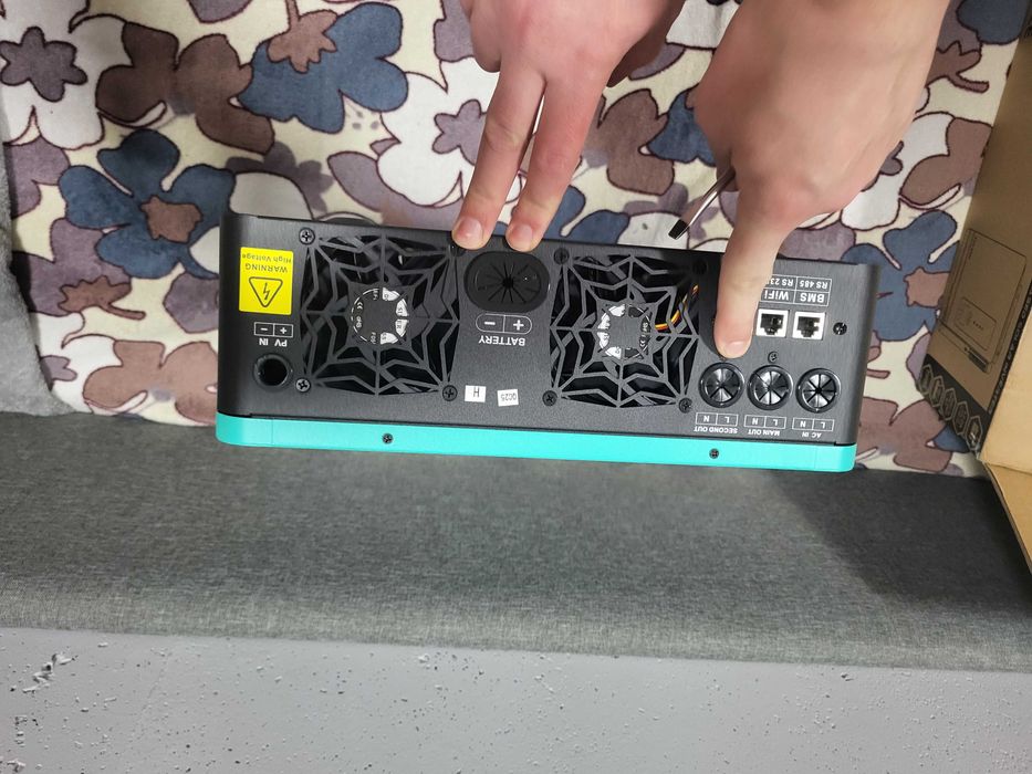 Гібридний інвертор Anern SCI-EVO-6200, 48 В, 6200 Вт, Wi-Fi моніторинг