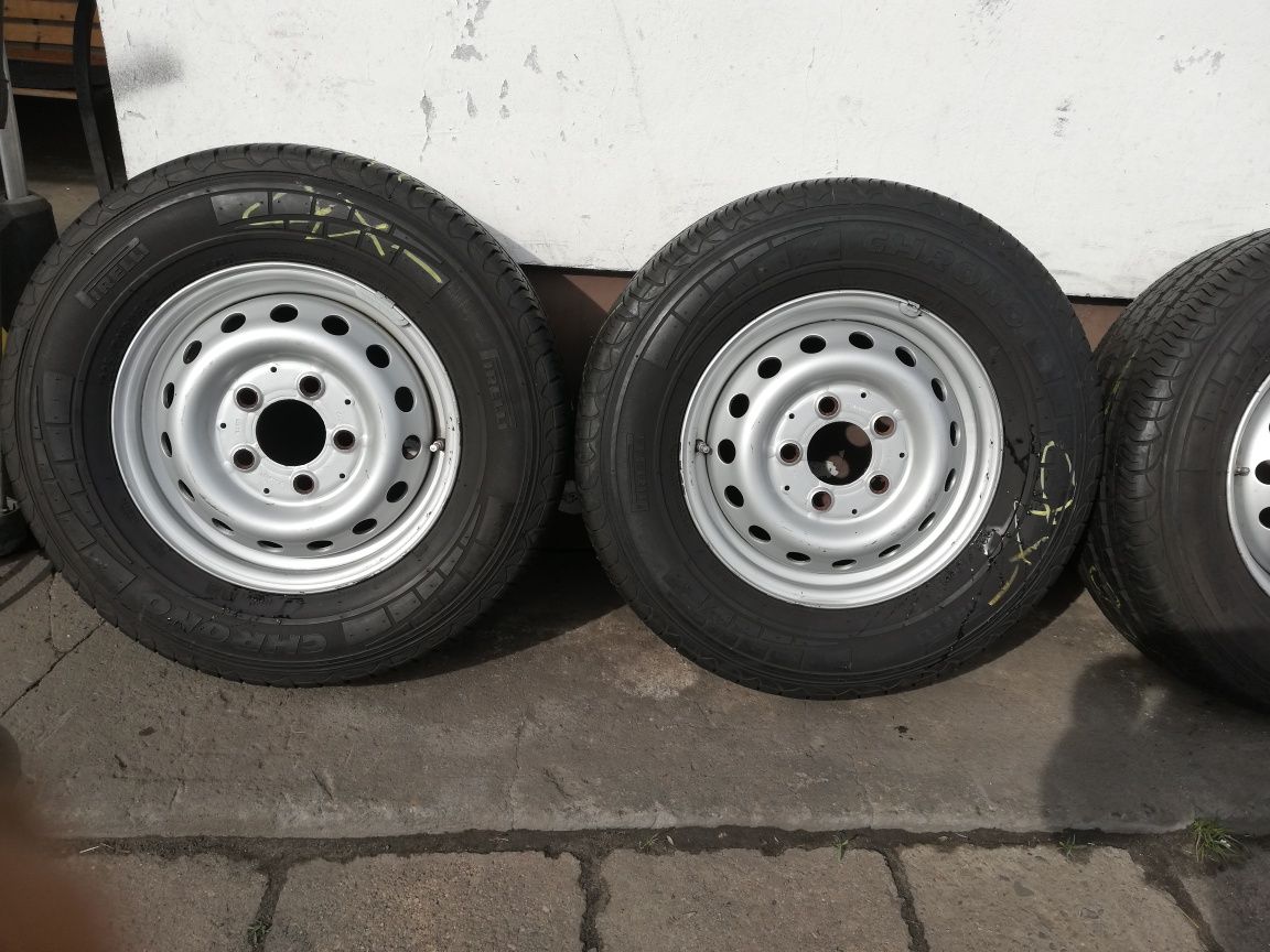 Koła 225x70x15 pirelli chrono 10mm  5x130x15 mercedes Sprinter